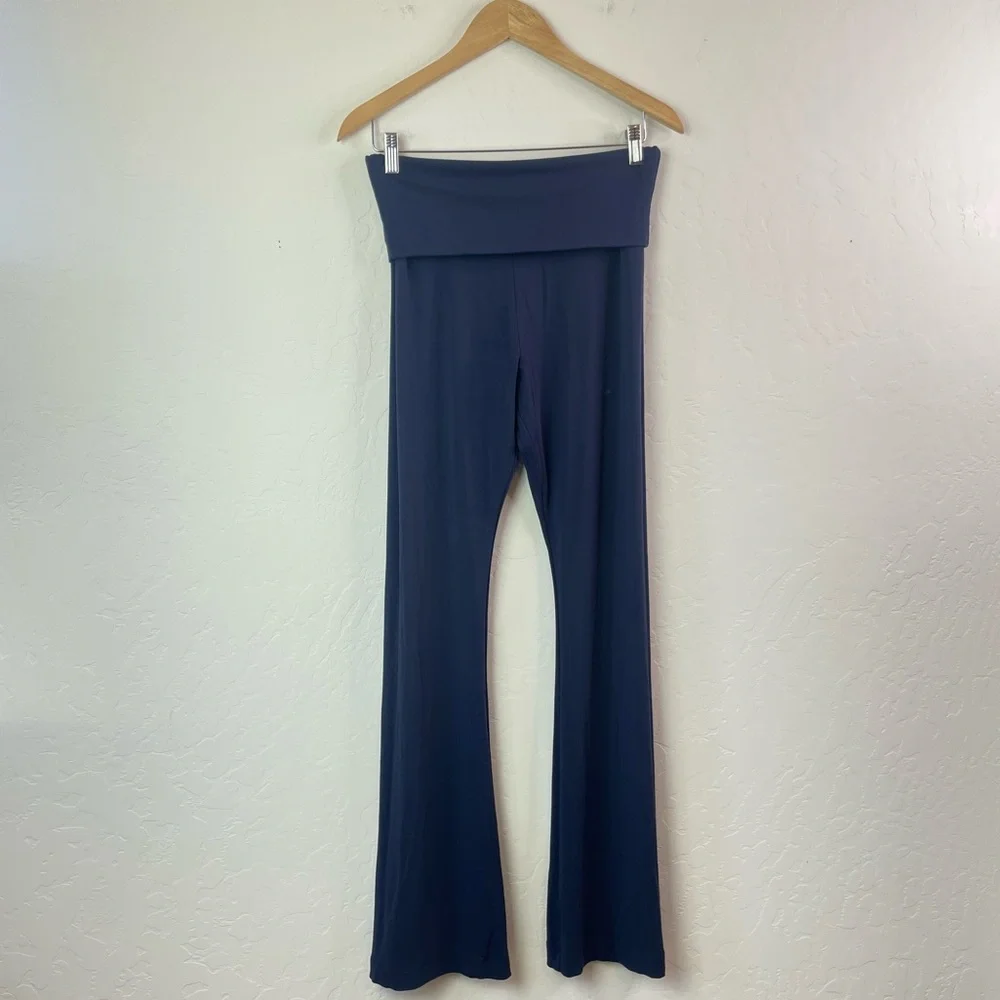 Nuuds Navy Blue SwiftStretch Fold Over Mini Flare Leggings Size Large - Picture 2 of 16